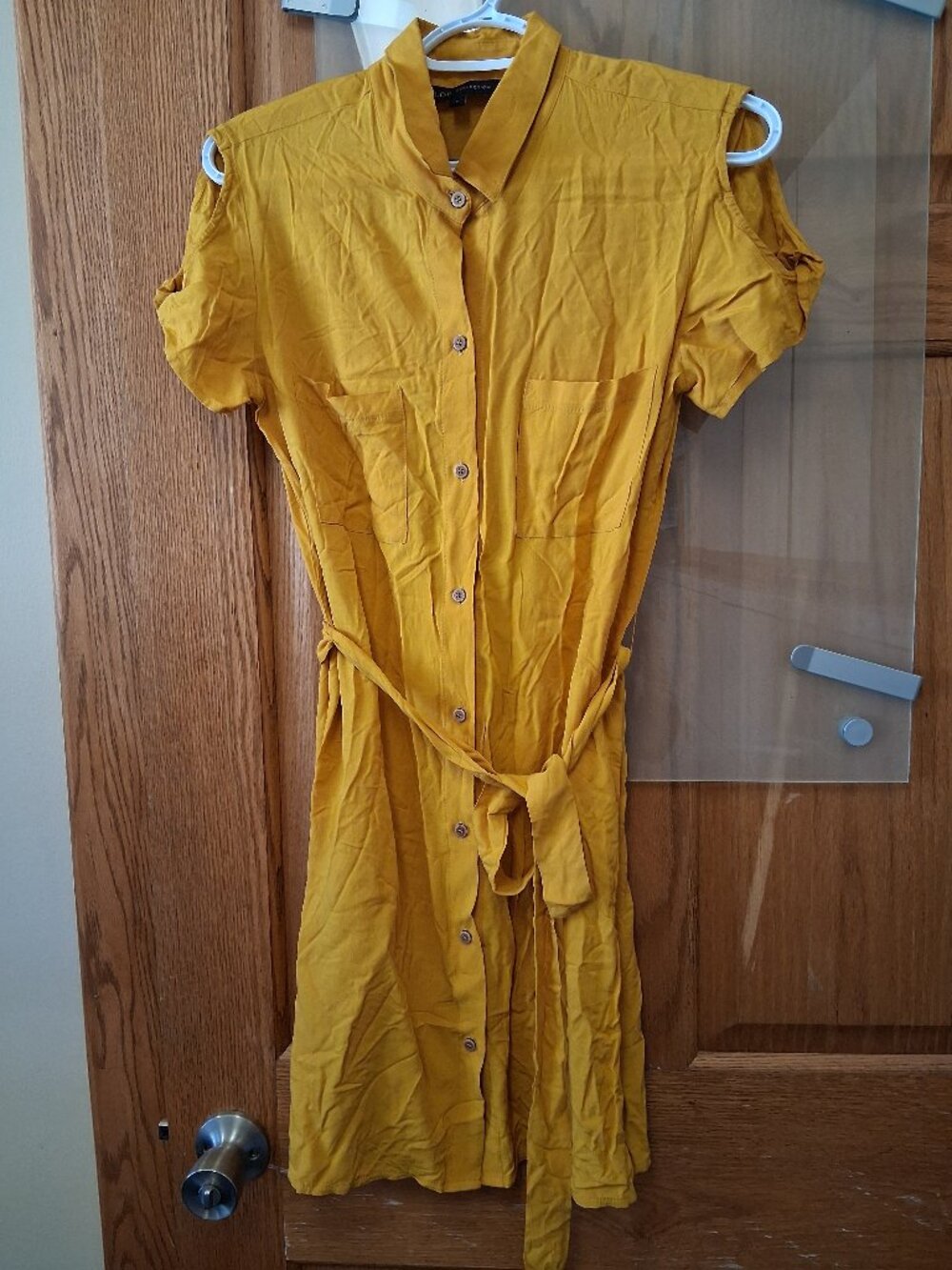 Gorgeous size small merigold cold shoulder dress
